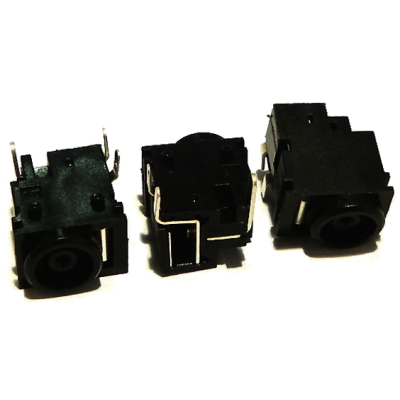 Samsung X11 V15 R40 P40 R60 X60 R70 R60 R60 plus NP-NC10 VM6000 VM7000 V25 P40 DC JACK DC022